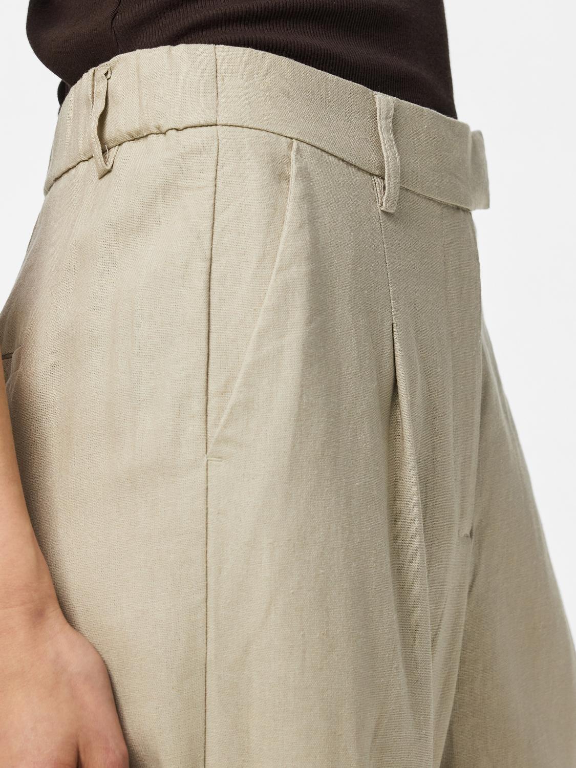model_shot-detail
